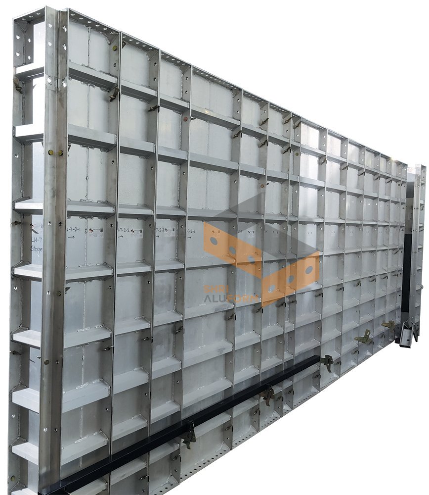 Aluminium column formwork | Vertical formwork system | Shri Aluform